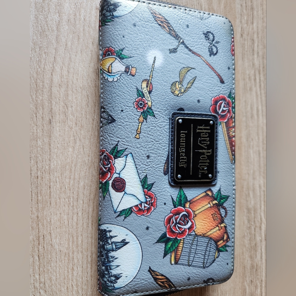 STILL AVAILABLE! Loungefly Harry Potter wallet